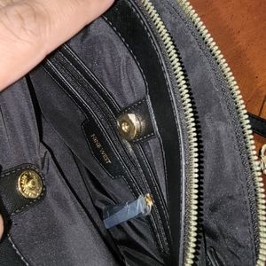 Women's shoulder bag